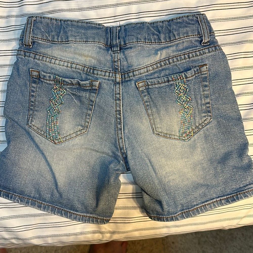 Arizona Jeans Short Size 10Jr. Waist: 24 inches